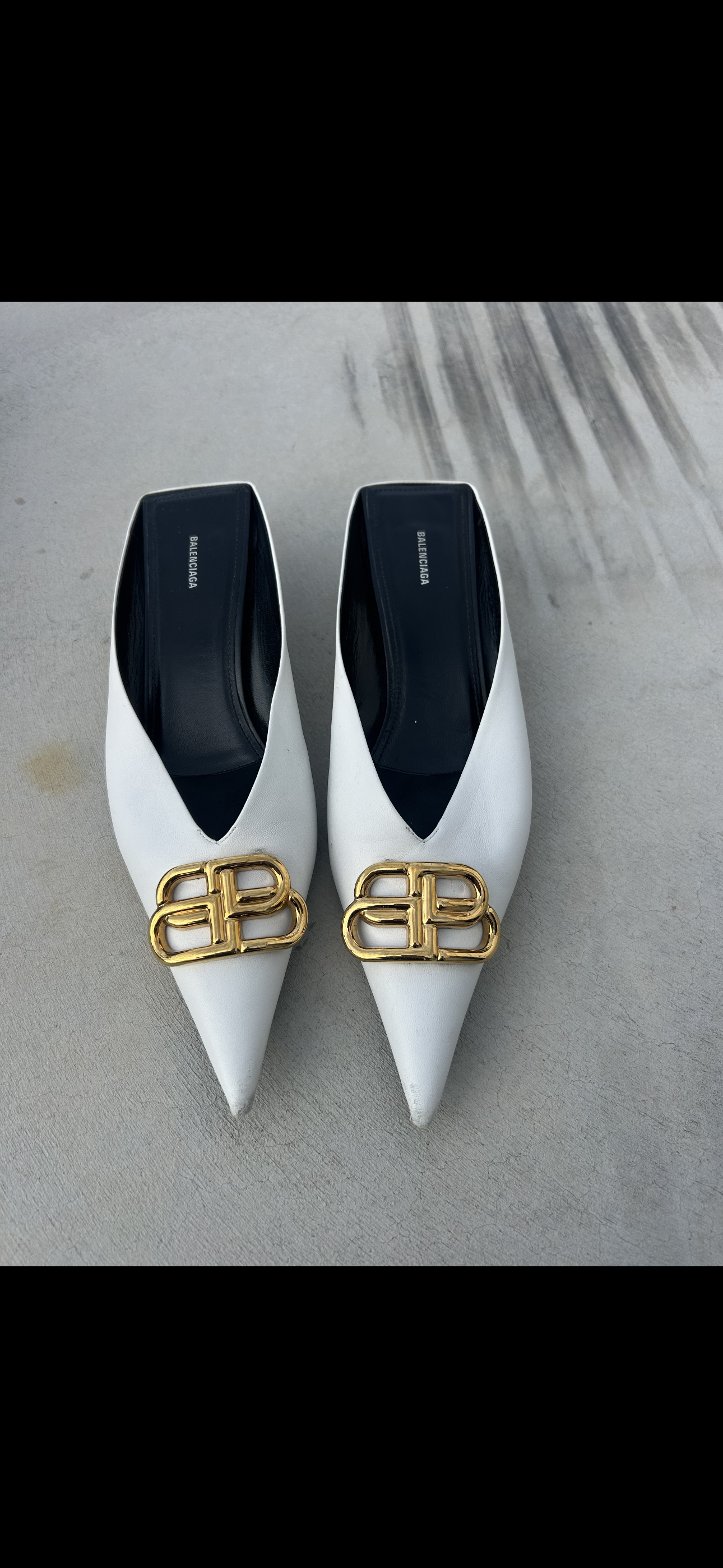 Balenciaga White Knife BB Mule & Box (Size 39)