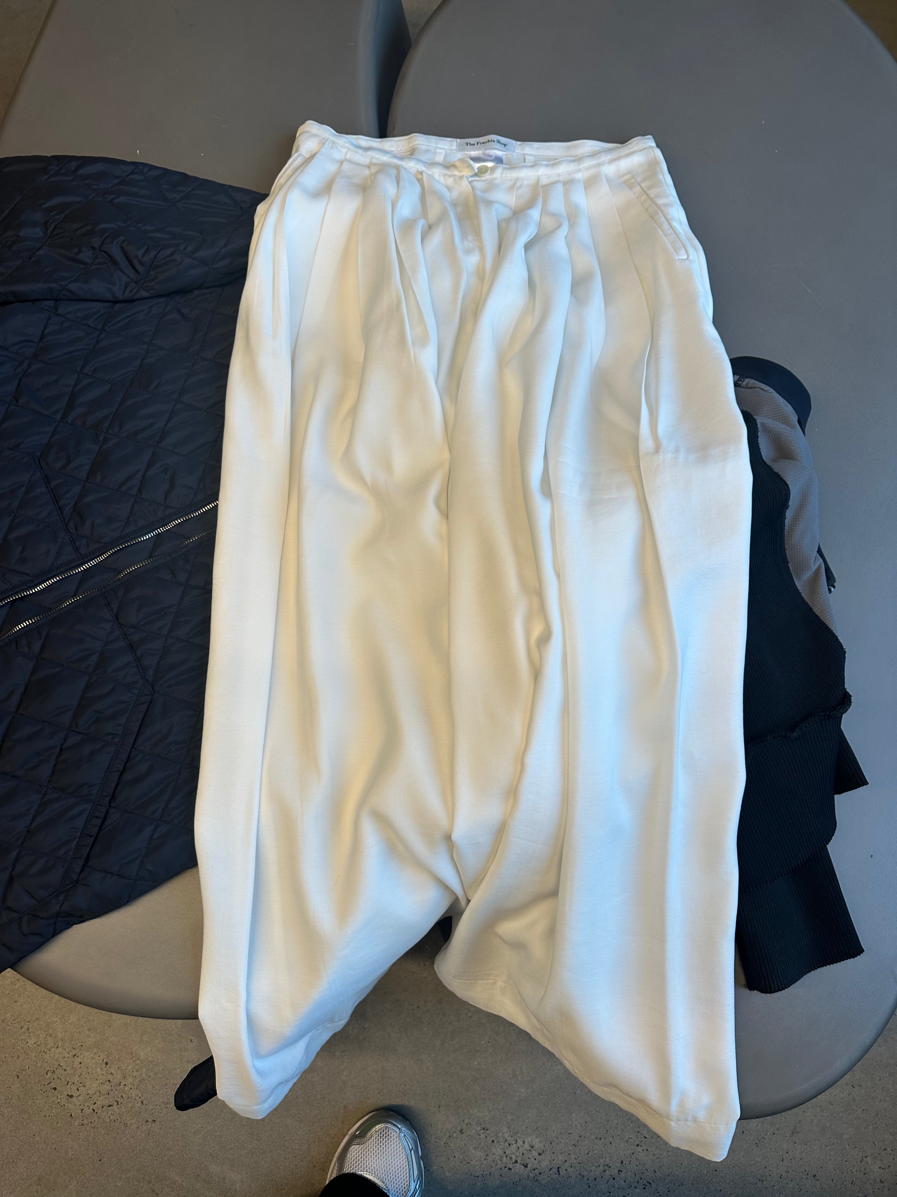 The Frankie Shop Sloane Pleated Trousers White (Size M Womens)