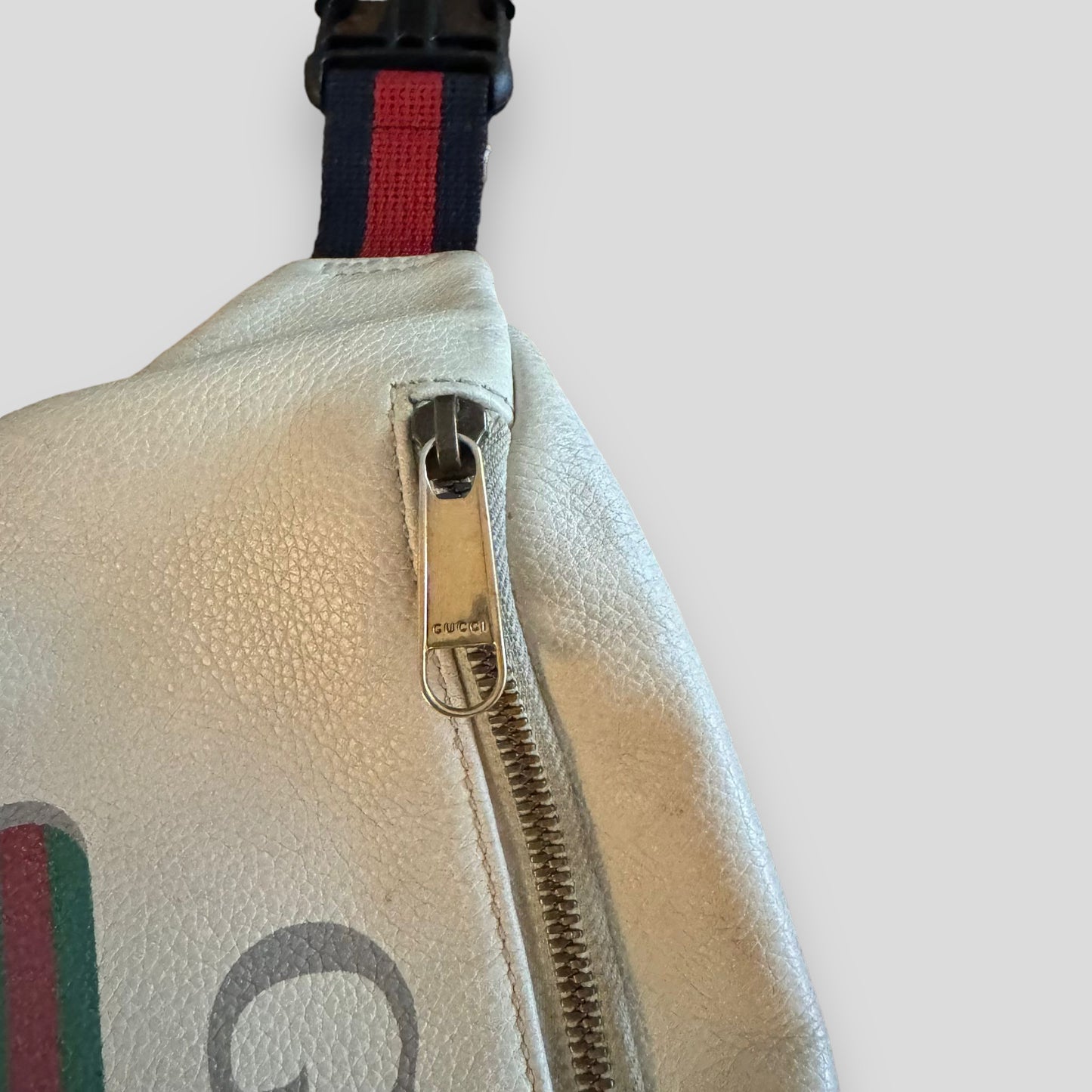 Gucci Logo Print Grained Calfskin Waist Bag