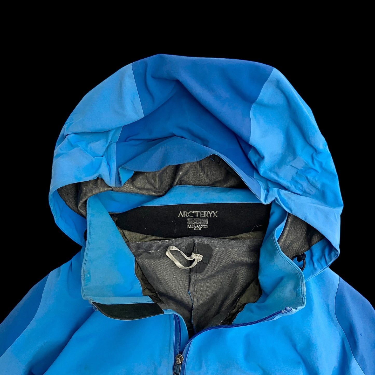 2006 Arc’teryx Stringray Goretex Jacket Light Blue (Size XL)