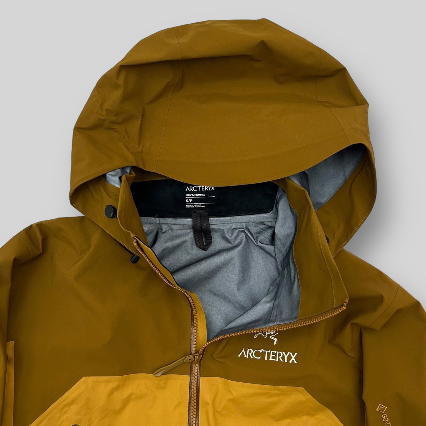 Arc'teryx Beta AR  Goretex Jacket in ‘Yukon’ (Brown) (Size M)