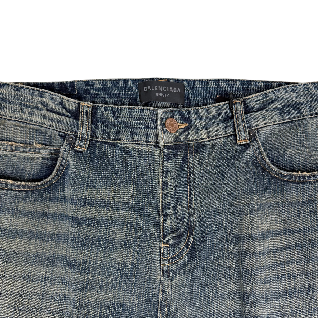 Balenciaga FW23 Bootcut
Flared Dirt Wash Denim Jeans Blue (Size XL)
