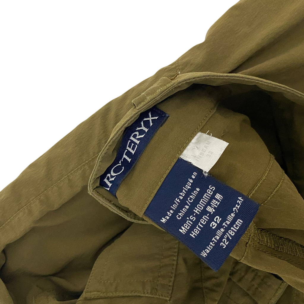 Arc'teryx 2000s Cargo Pants Brown-Green (Size 34”)