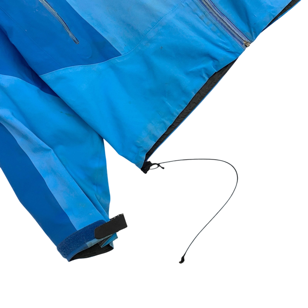 2006 Arc’teryx Stringray Goretex Jacket Light Blue (Size XL)