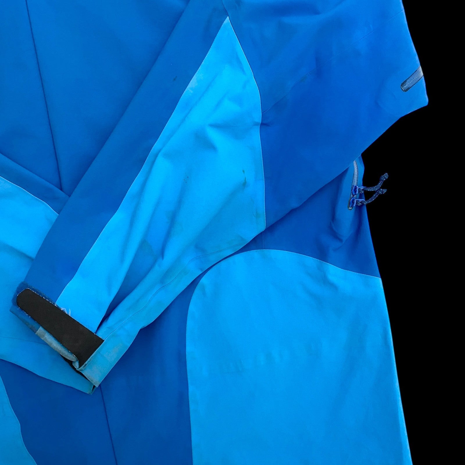 2006 Arc’teryx Stringray Goretex Jacket Light Blue (Size XL)