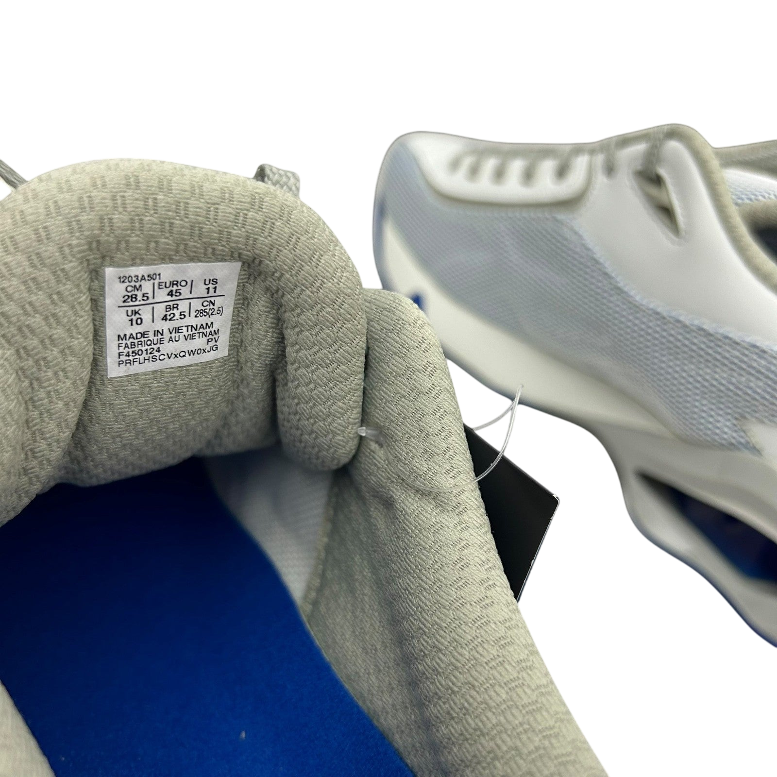 Asics Kiko Kostadinov Novalis Gel-Teremoa ‘Snow White/Blue’ (US11/UK10)