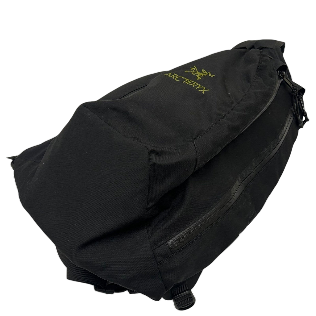 Arc'teryx System A Quiver Sling Cross Bodybag – Zenno Archive Arc'teryx System A Quiver Sling Cross Bodybag – Zenno Archive