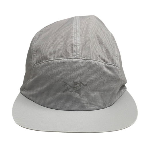 Arc’teryx Norvan Hat Silver (Size L-XL)