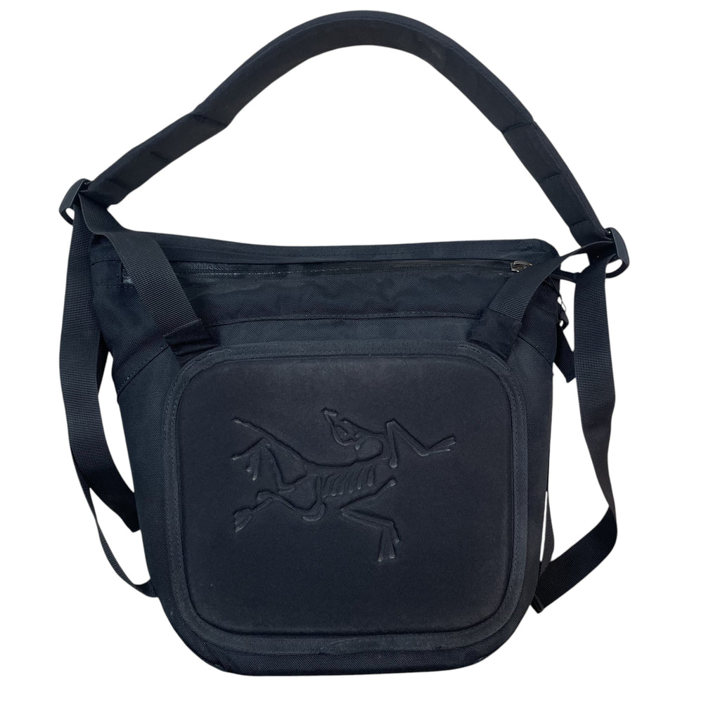 Zenno Archive Arc’teryx Arro 8 shoulder bag in black with a molded front panel and embossed logo
