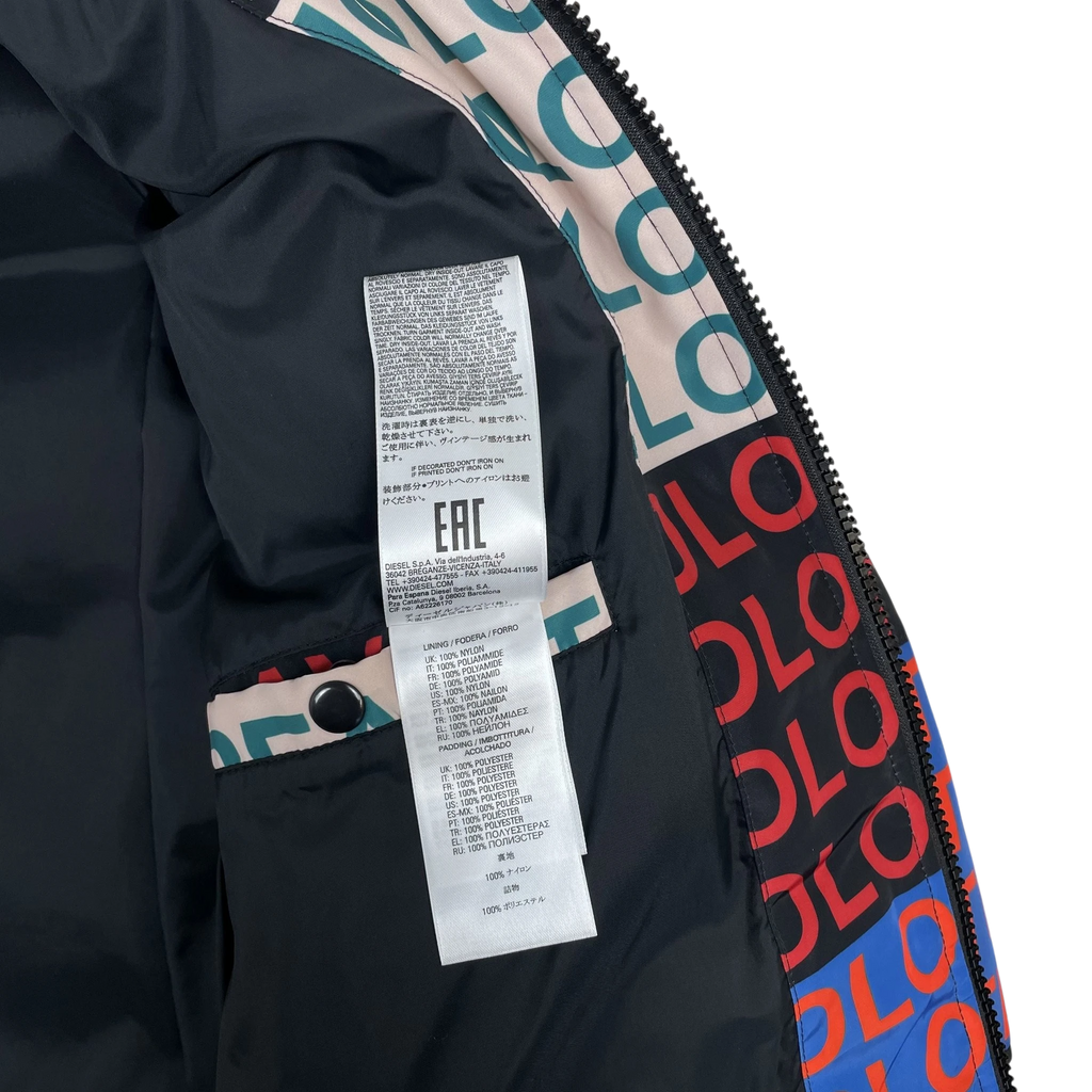 Zenno Archive Diesel FW18 W-Piatg graphic puffer jacket interior label and branded lining detail