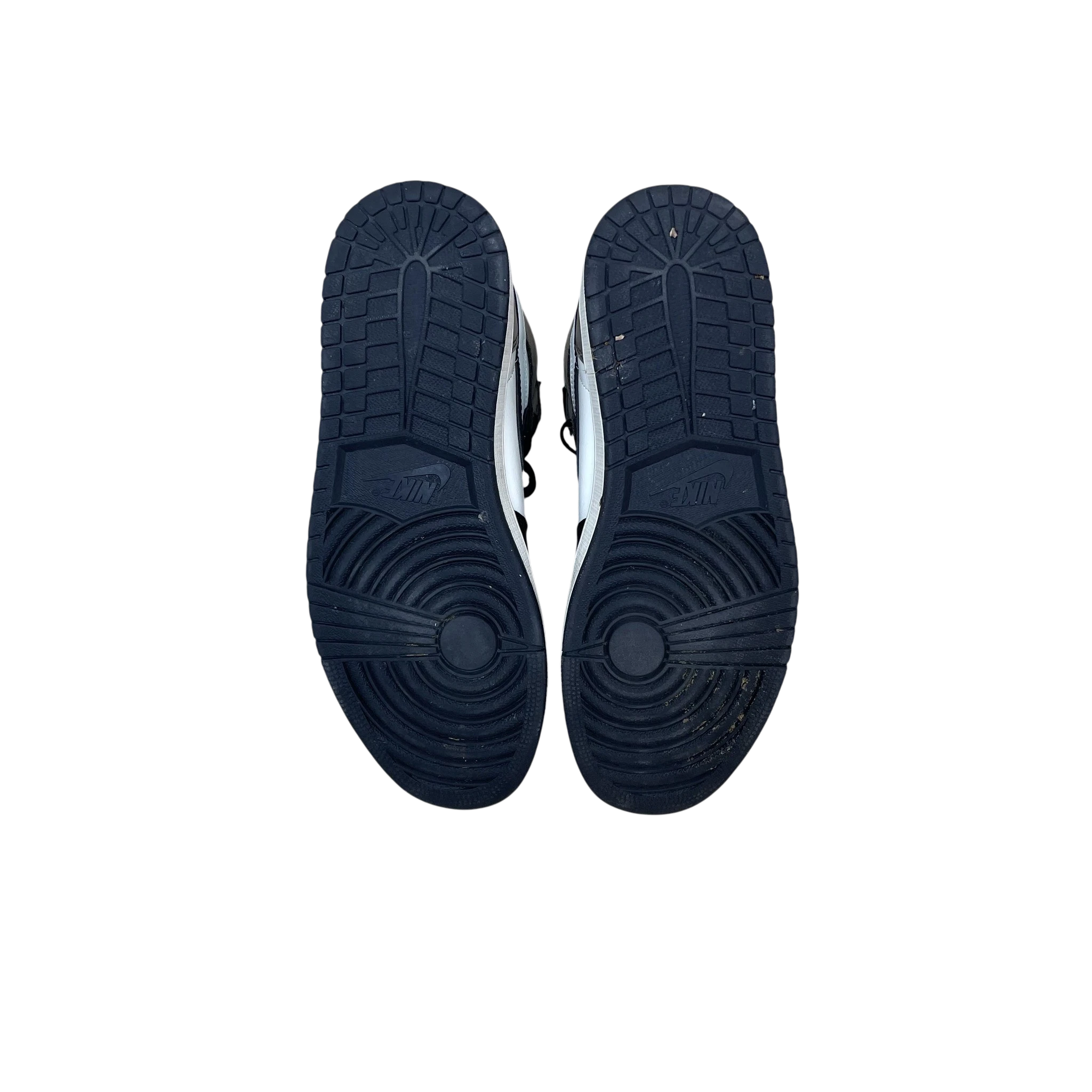 Zenno Archive Nike Air Jordan 1 Retro High OG Dark Mocha sneakers showing black rubber outsoles from below