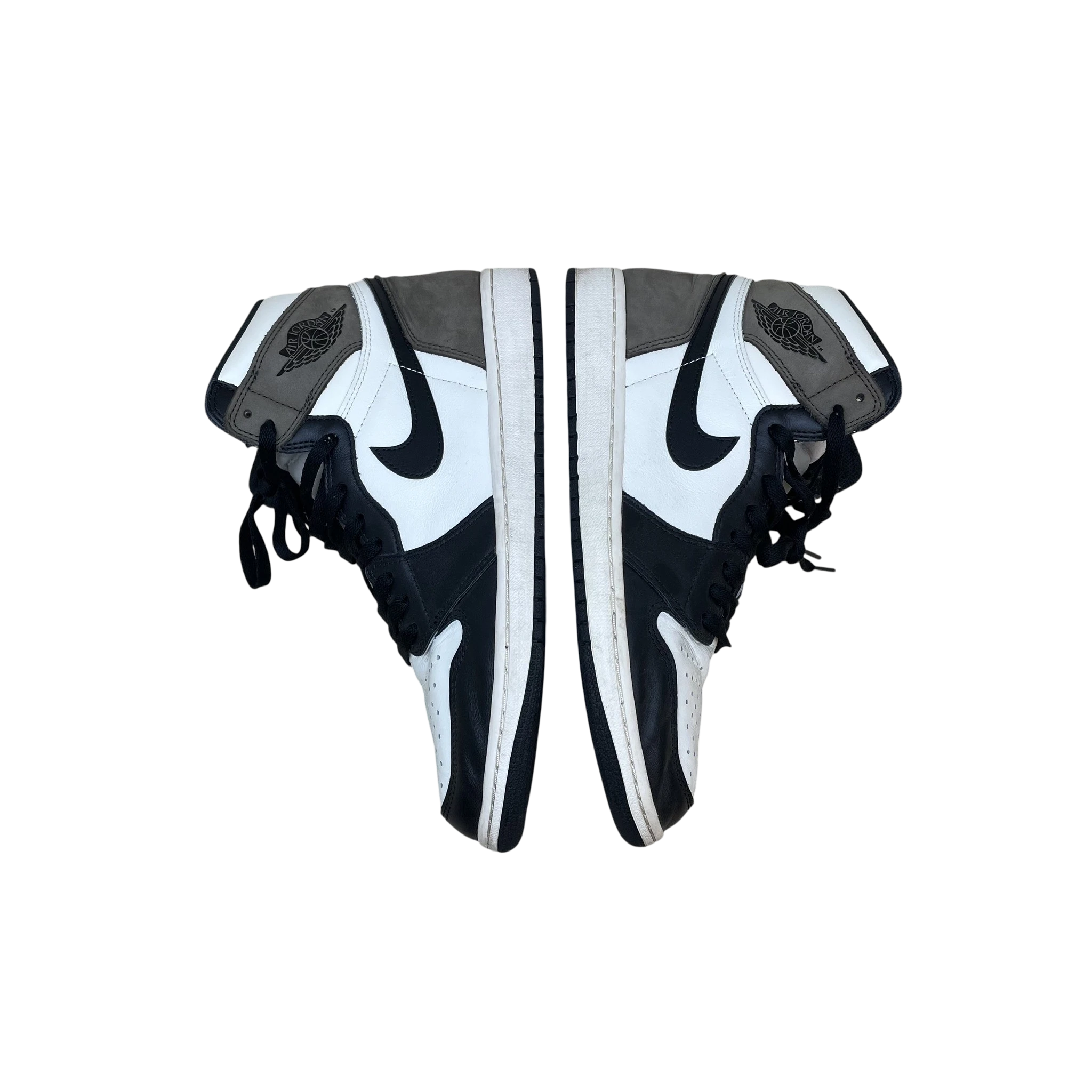 Zenno Archive Nike Air Jordan 1 Retro High OG Dark Mocha sneakers in white, black, and brown leather
