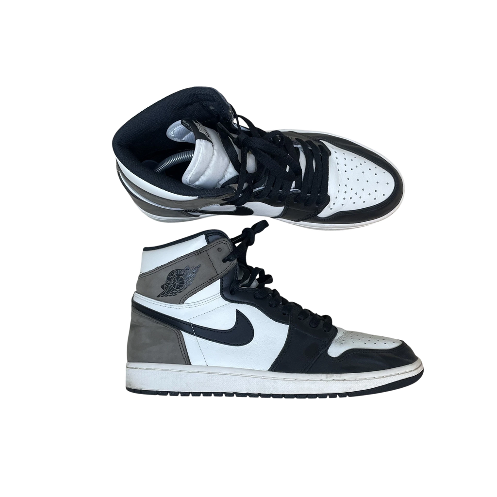 Zenno Archive Nike Air Jordan 1 Retro High OG Dark Mocha sneakers in white, black, and brown leather