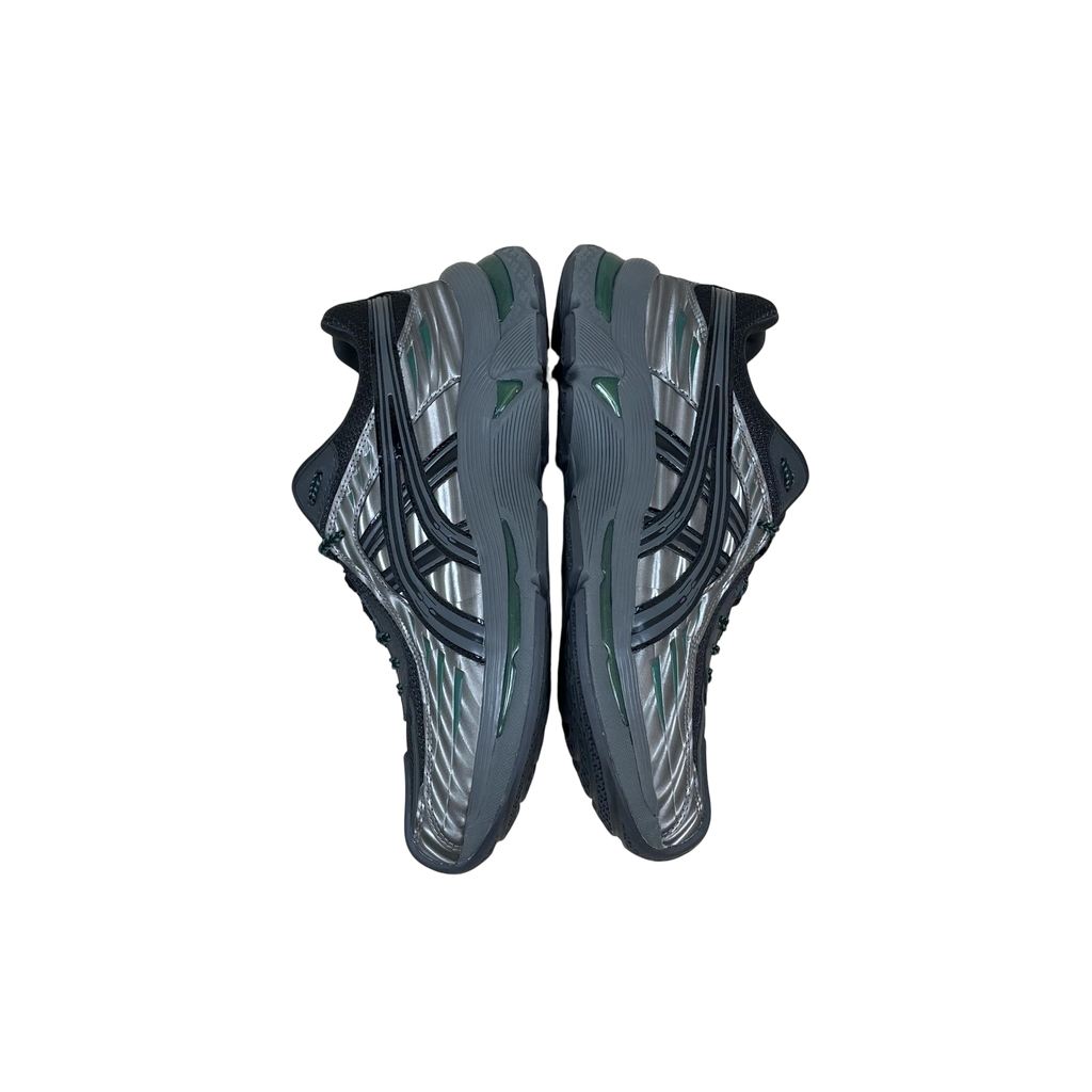 Zenno Archive Kiko Kostadinov x ASICS Gel-Flammae sneakers in grey and black with a sleek, layered design.