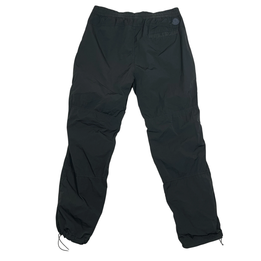 Zenno Archive Moncler 1952 dark green nylon pants with an elastic waist and adjustable drawstring cuffs