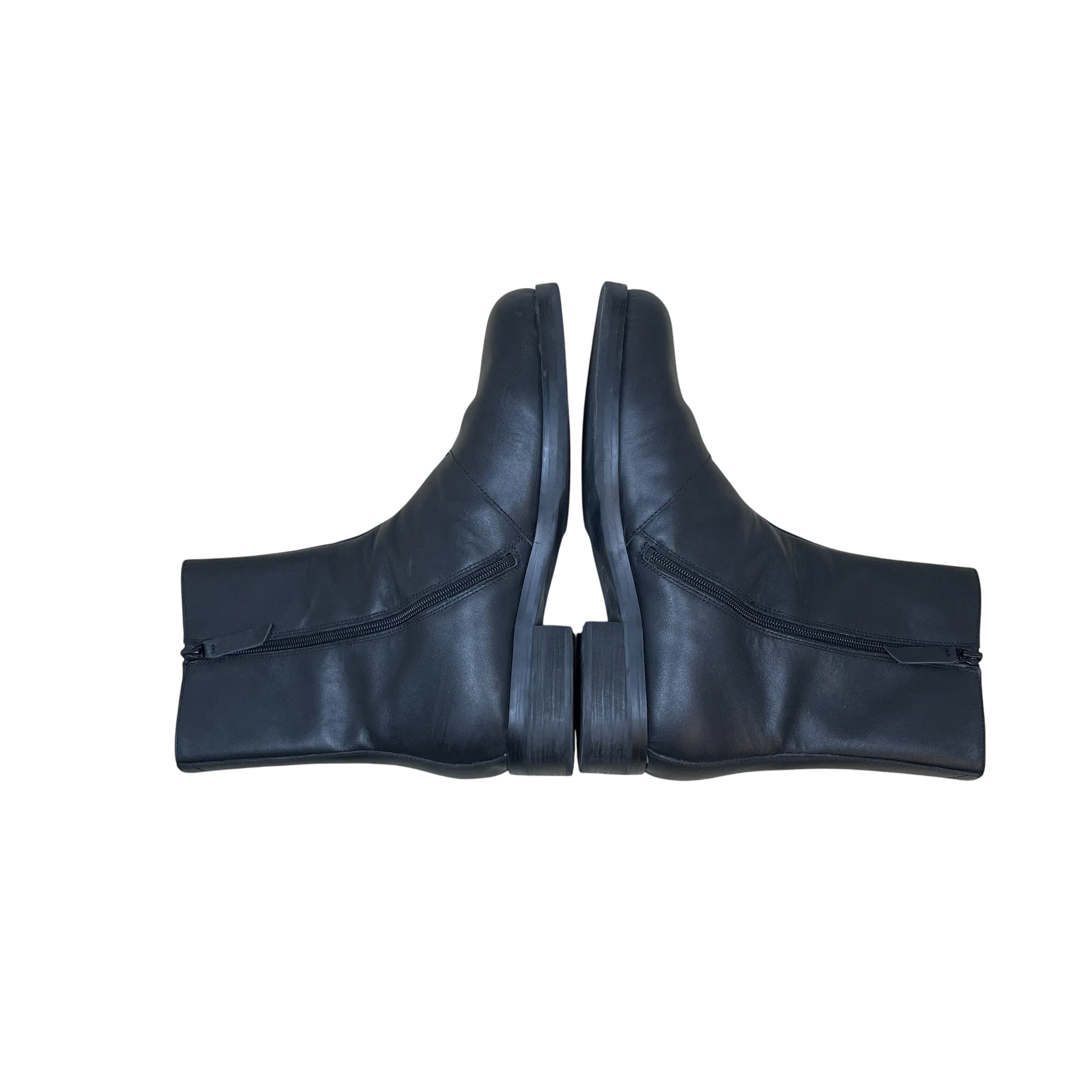 Zenno Archive Our Legacy Camion black leather boots with side zip closure and stacked heel