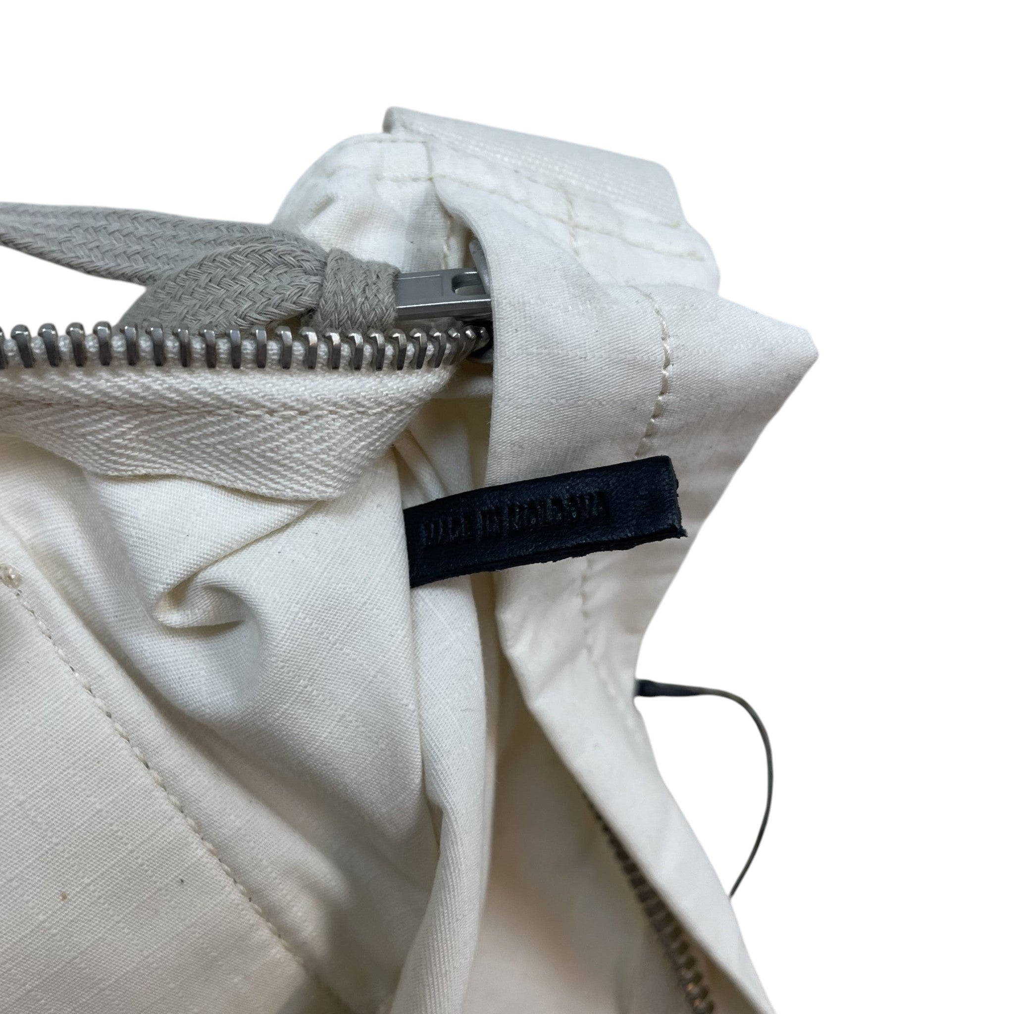 Zenno Archive Rick Owens DRKSHDW ivory canvas belt bag interior with branded black fabric tag and silver zipper