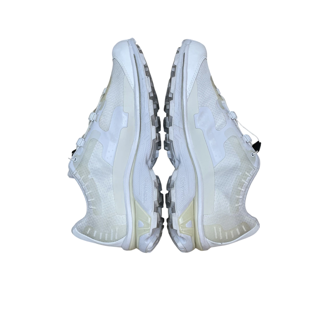Zenno Archive Salomon x 11 By Boris Bidjan Saberi Bamba 5 sneakers in white with technical mesh and rubber details.