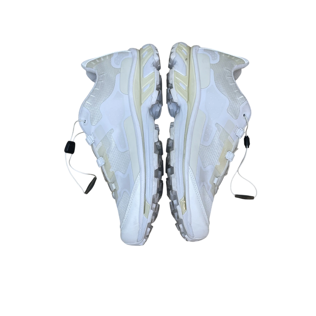 Zenno Archive Salomon x 11 By Boris Bidjan Saberi Bamba 5 sneakers in white with technical mesh and toggle lacing.