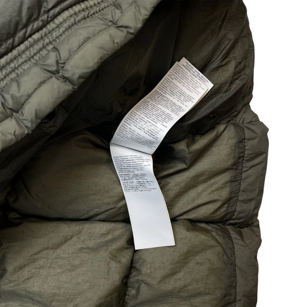 Zenno Archive Stone Island AW18 Crinkle Reps NY down parka jacket in army green showing interior care labels