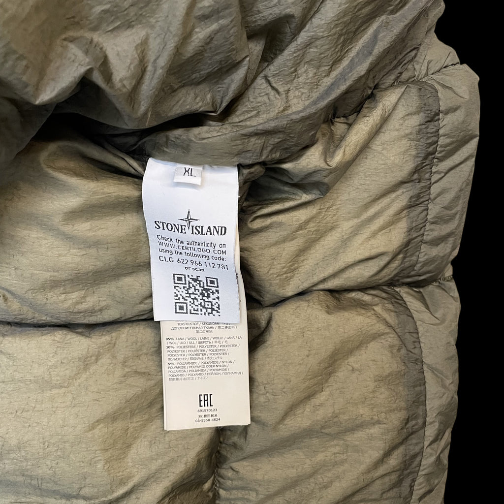 Zenno Archive Stone Island AW18 Crinkle Reps NY down parka jacket interior label in army green nylon fabric