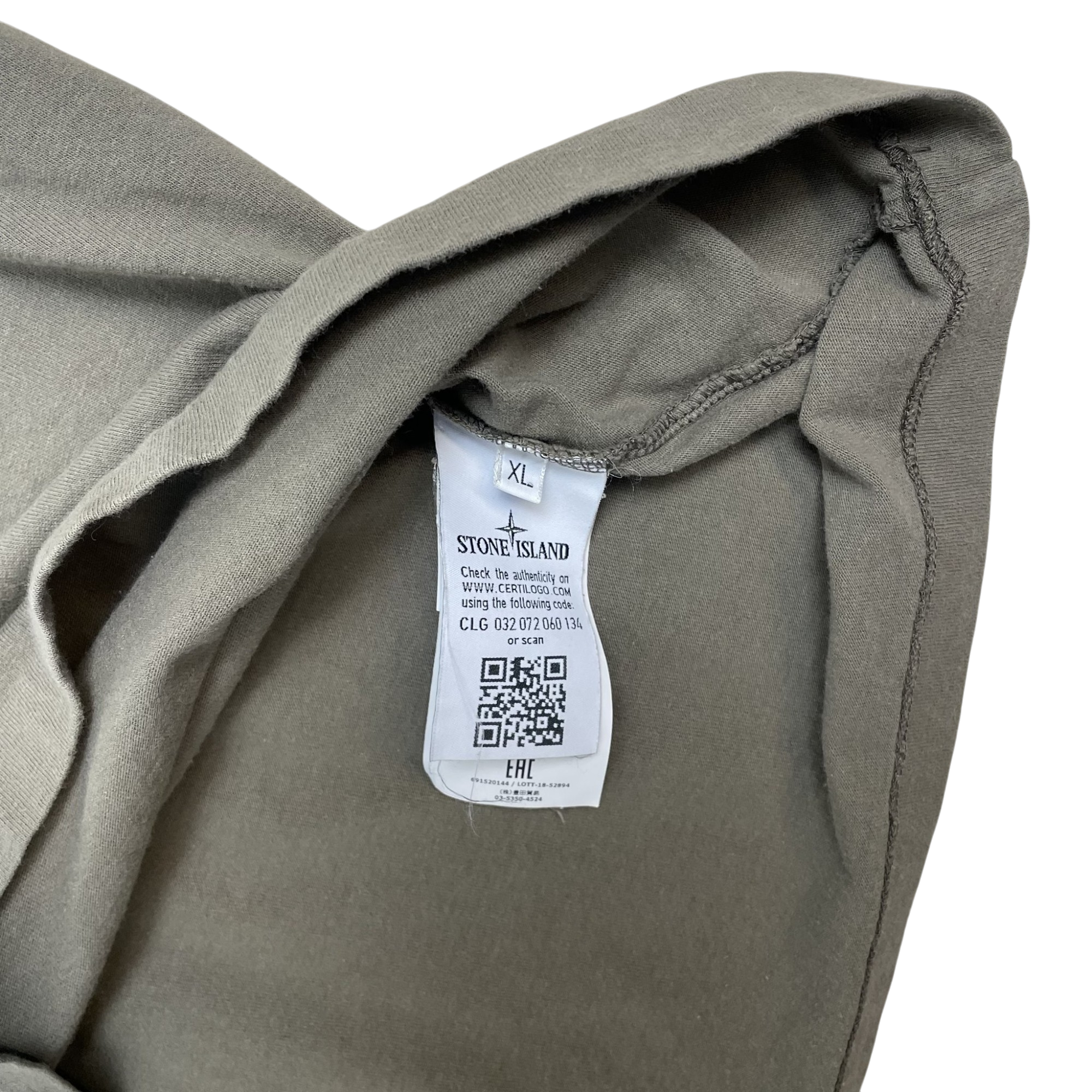 Zenno Archive Stone Island green t-shirt interior label with size XL and CLG authentication QR code